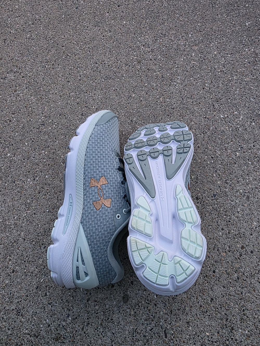 Under Armour Charged Germini Women's Sneaker Size 11 - Picture 10 of 15